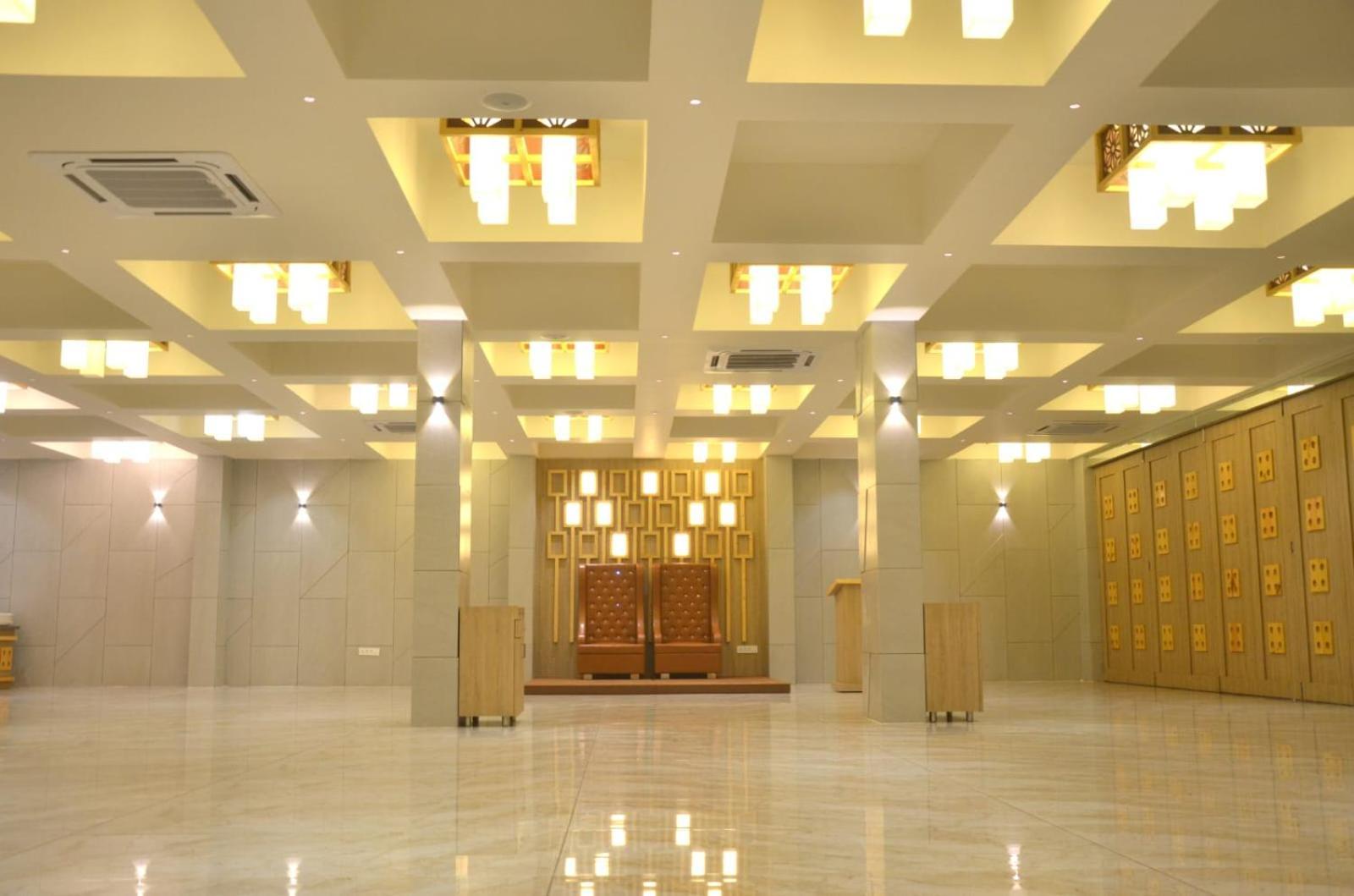 Padra  Hotel Sahyog מראה חיצוני תמונה